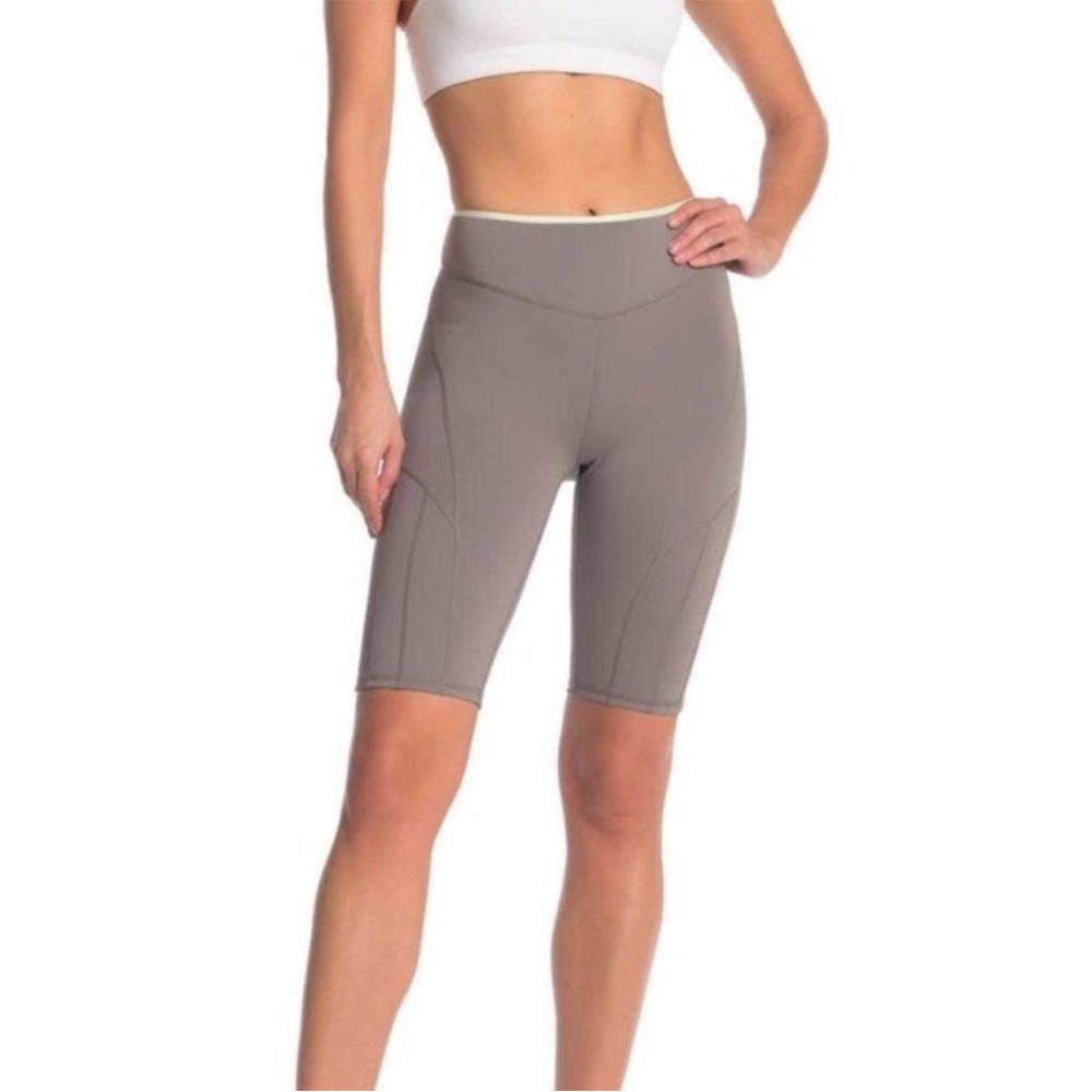 GUC FP MOVEMENT BIKE SHORTS